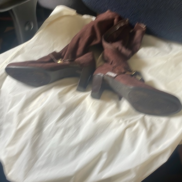 Women’s Brown Suede Dress Boots 3 1/2” Heels. EUC - Picture 2 of 4